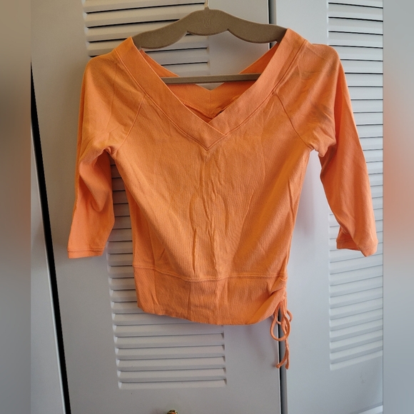 Orange V-Neck Women's Top Size Small - Picture 1 of 6